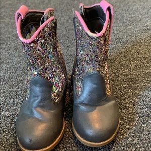 Toddler boots size five
